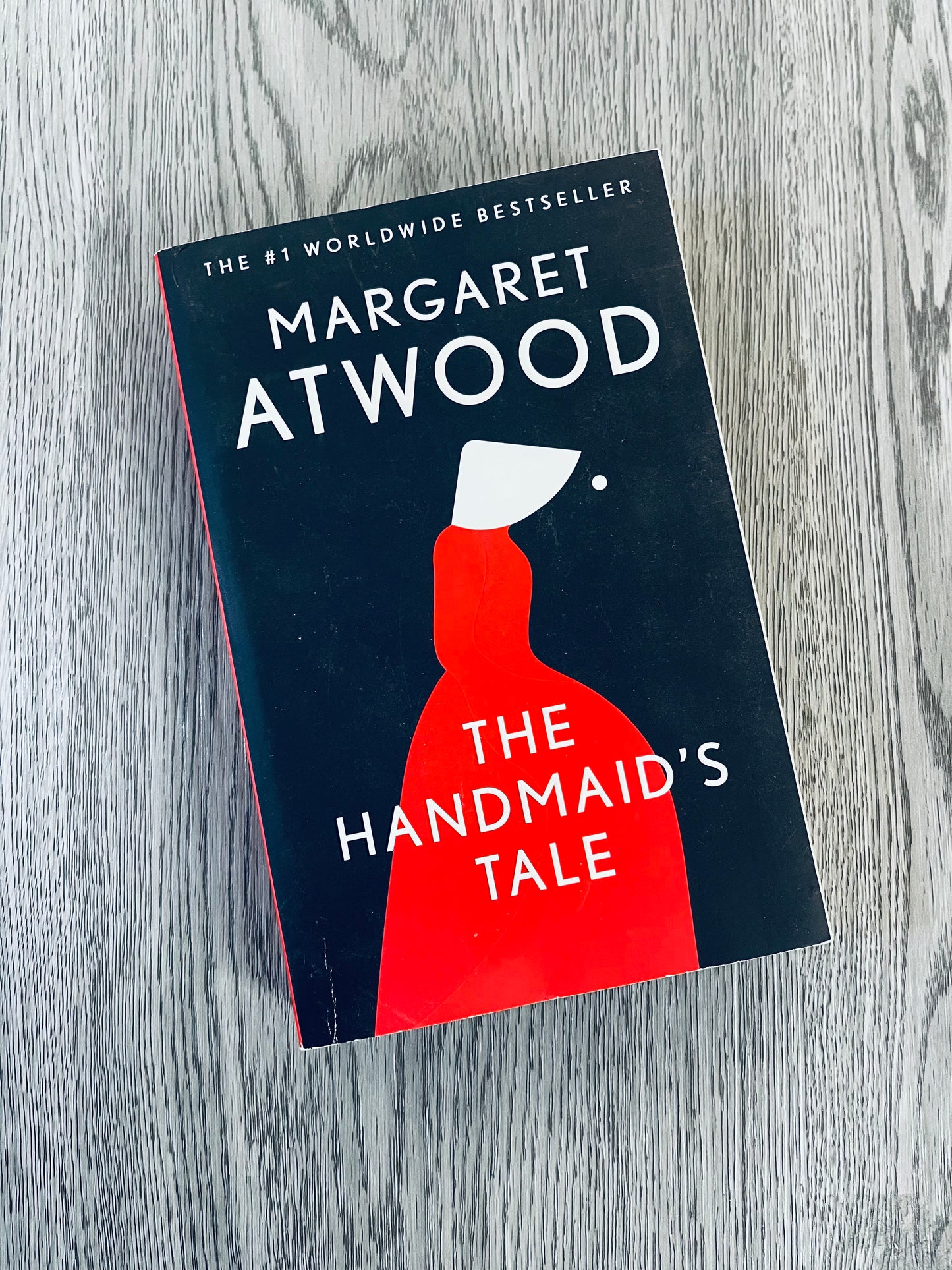 The Handmaids Tale (The Handmaids Tale #1) by Margaret Atwood