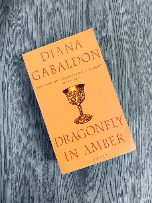 Dragonfly In Amber ( Outlander #2) by Diana Gabaldon-pocketbook