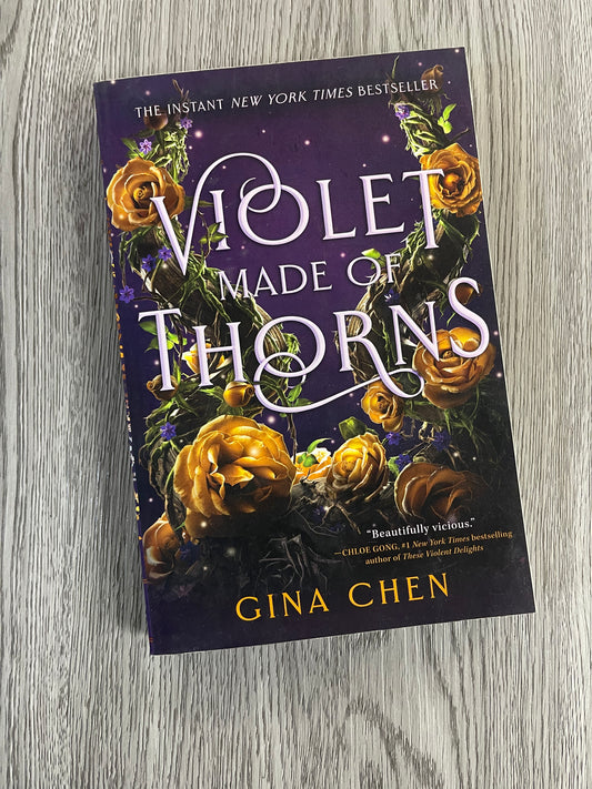 Violet Made of Thorns( Violet Made of Thorns #1) by Gina Chen-Bargain Book New