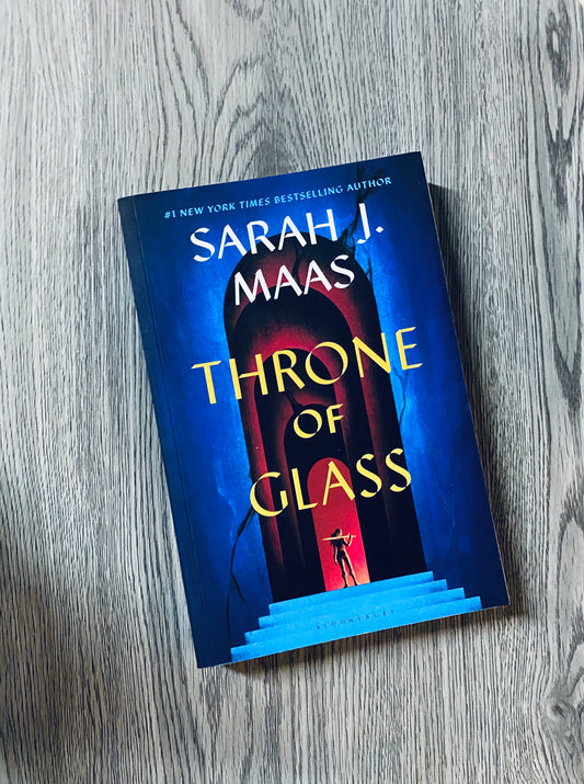 Throne of Glass (Throne of Glass #1) by Sarah J. Maas