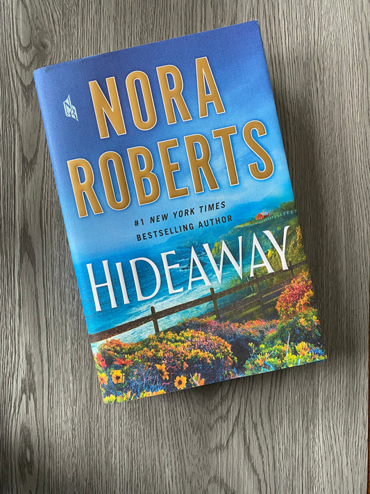 Hideaway by Nora Roberts - Hardcover