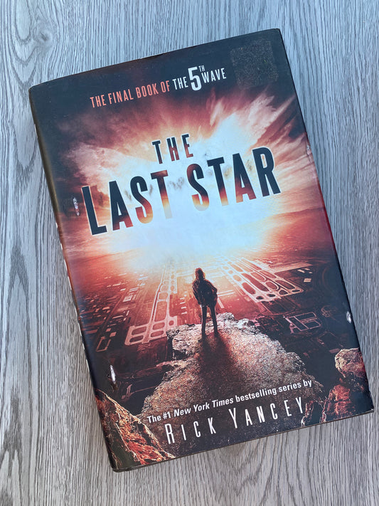 The Last Star(The 5th Wave #3) by Rick Yancy-Hardvcover