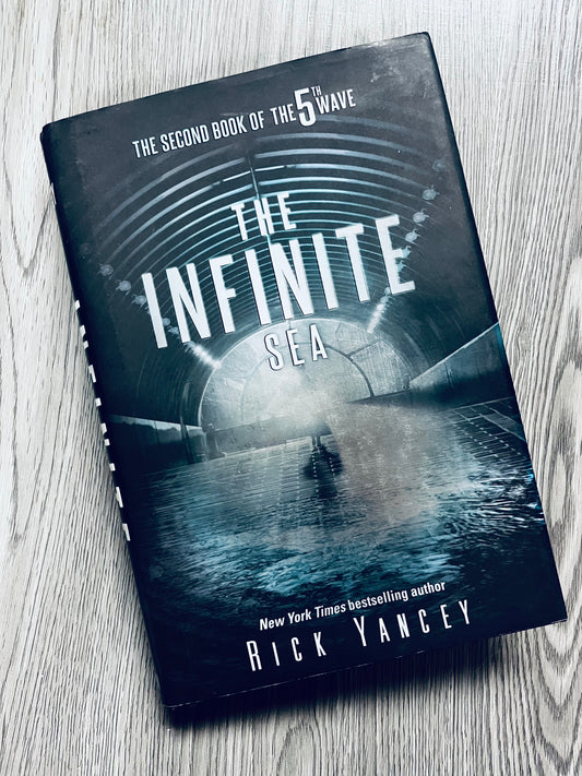 The Infinite Sea(The 5th Wave #2)by Rick Yancey